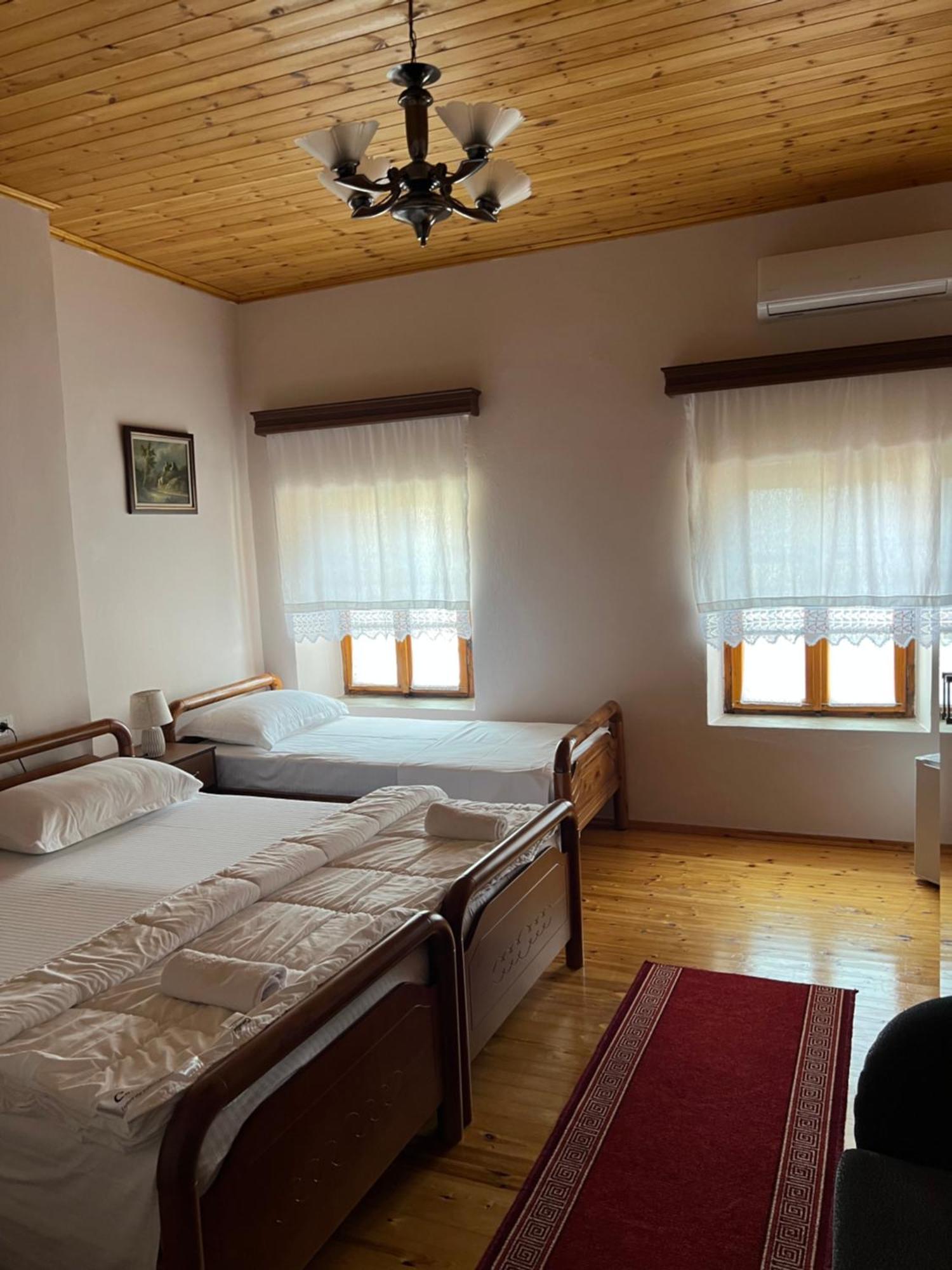 Dd Villa 3 Berat Exterior foto